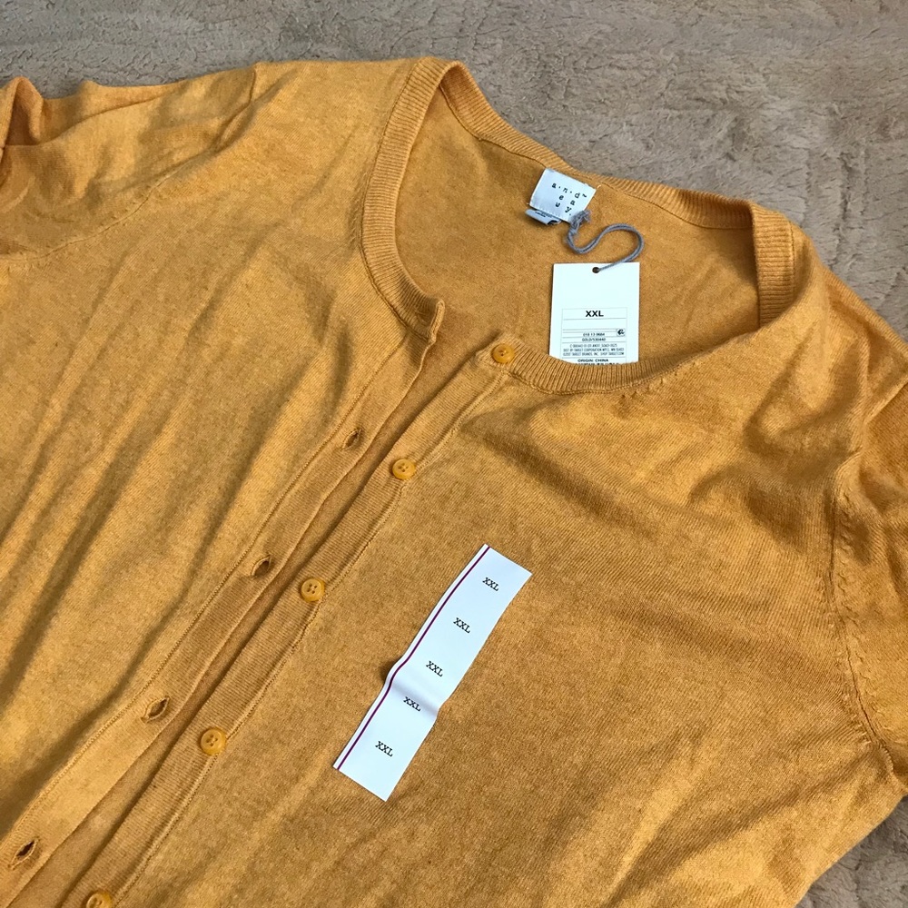 BNWT mustard yellow cardigan